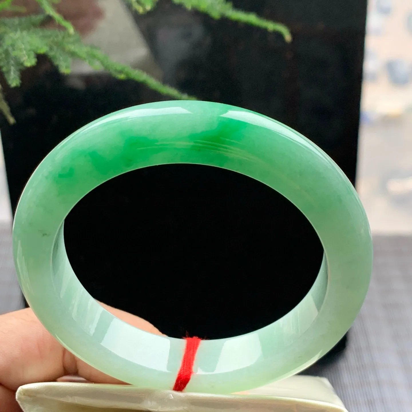 正圈冰糯翠绿 无瑕 尺寸:55.6/12.9/9.3 色好🥰🥰