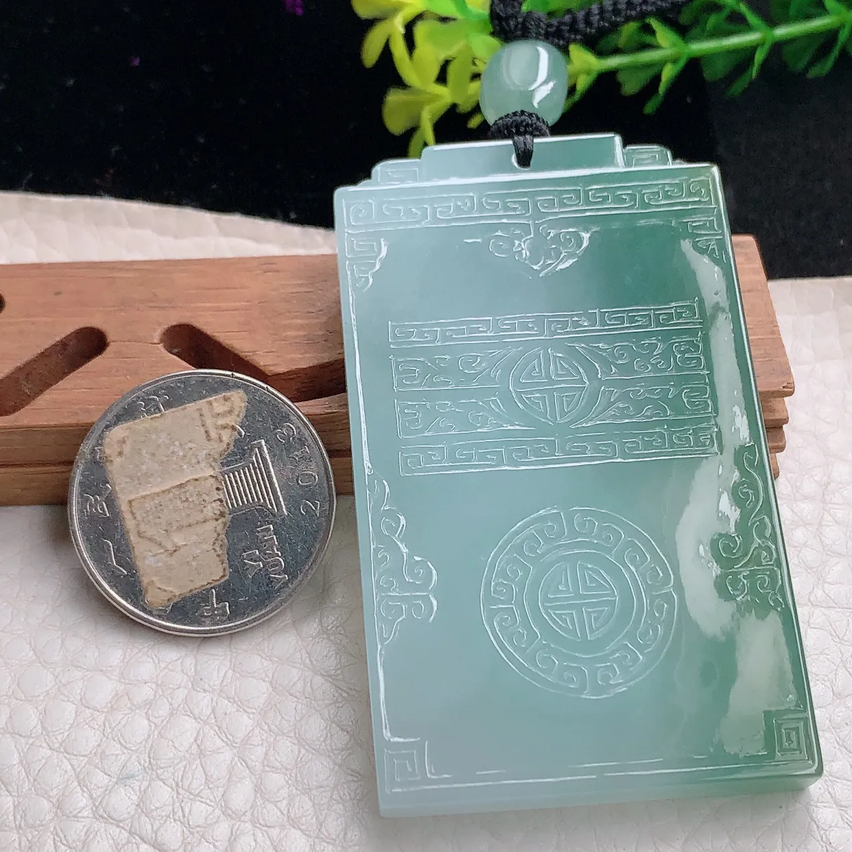 yl自然光65*47.8*6天然缅甸翡翠怀古款平安无事牌玉吊坠 玉挂件
