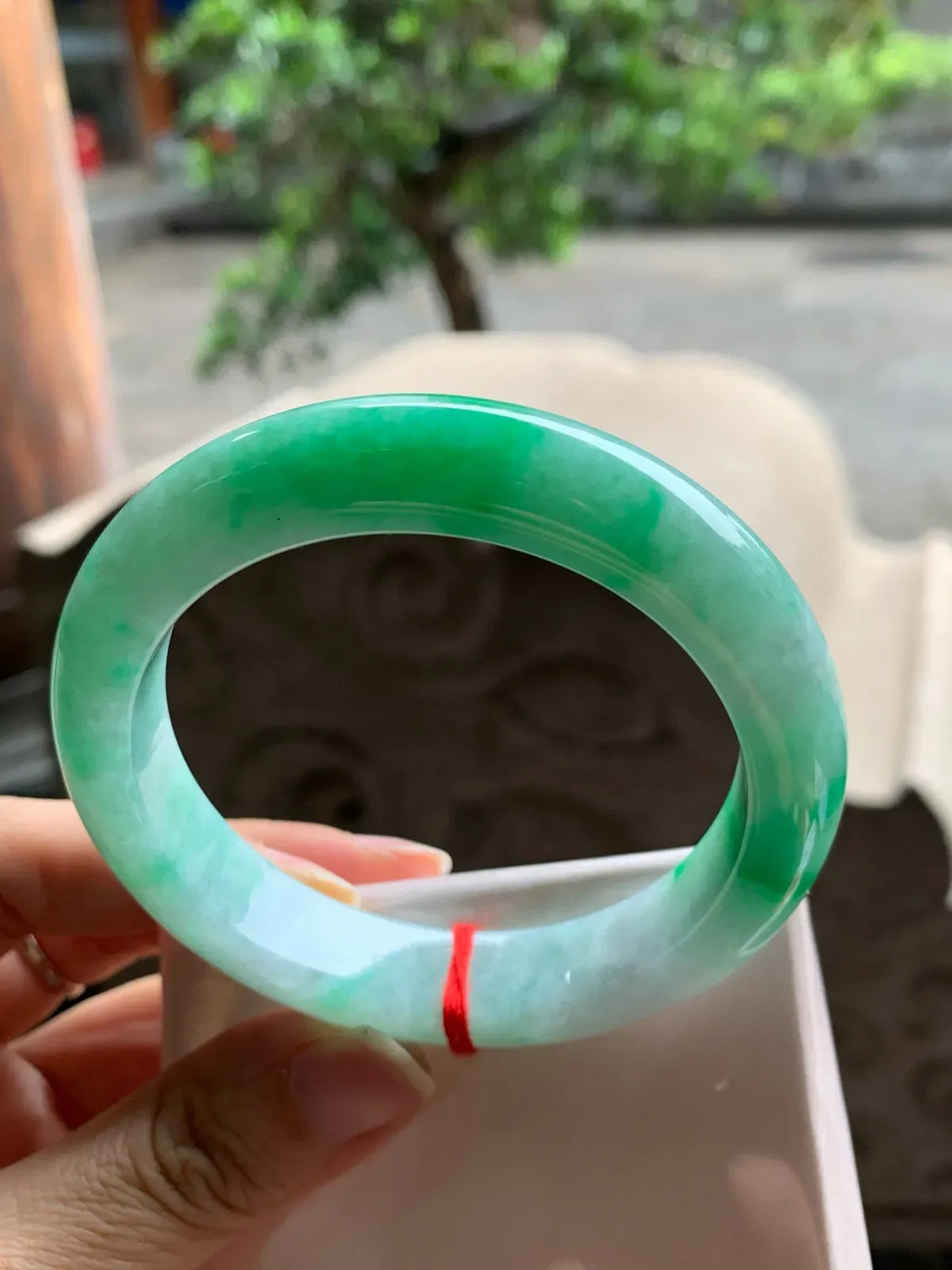 正圈冰糯阳绿 无瑕 尺寸:56.4/12.6/9.1 色好