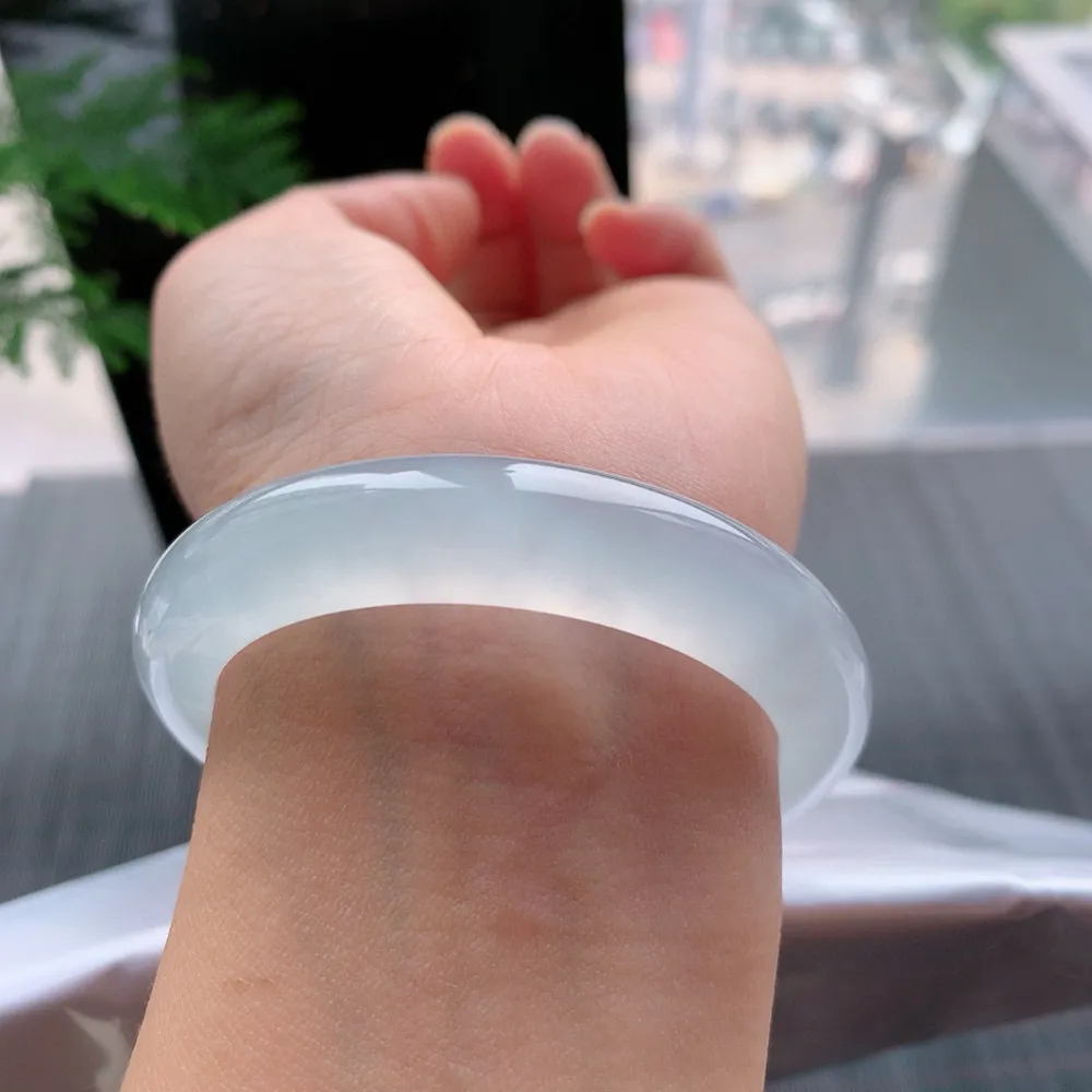 正圈冰玻白月光 有纹 尺寸:51.4/11/8.4 荧光闪闪