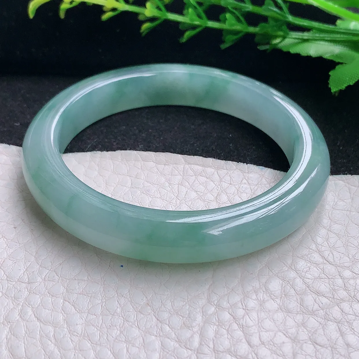 yh小圈口52.6*10*8.5平安镯 天然缅甸翡翠a货冰飘花清秀宽边玉镯子 玉手环