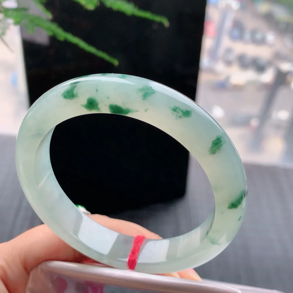 正圈高冰飘花 无瑕 尺寸:58.1/12.1/8.3花美