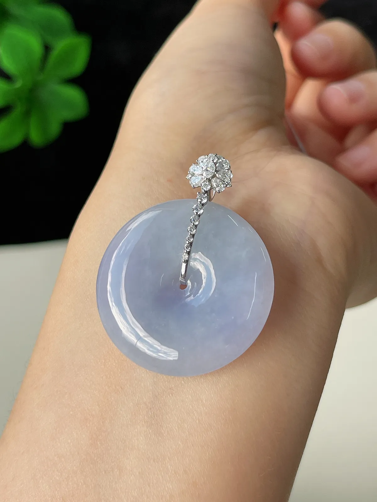 翡翠糯化种紫罗兰平安扣