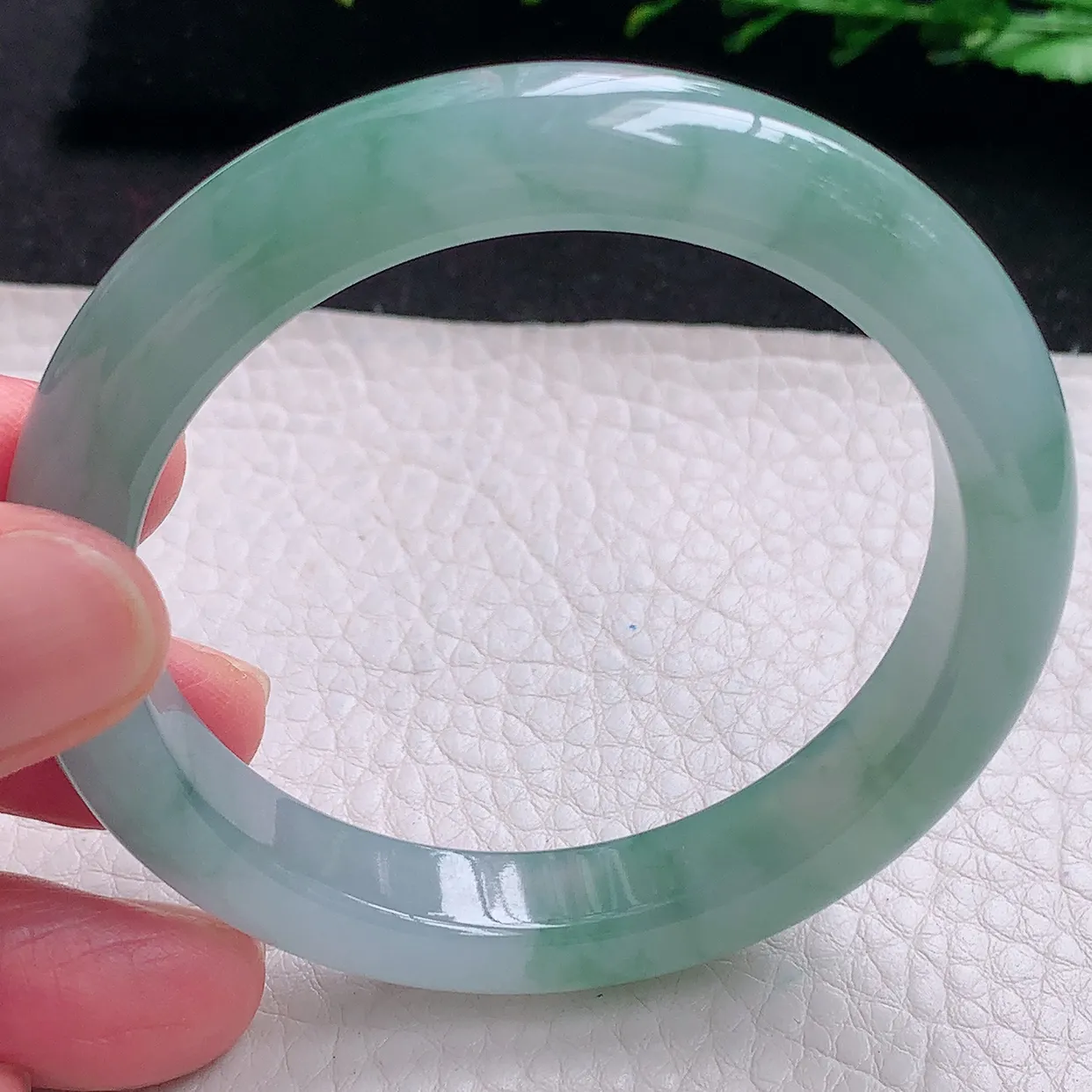 yh小圈口52.6*10*8.5平安镯 天然缅甸翡翠a货冰飘花清秀宽边玉镯子 玉手环