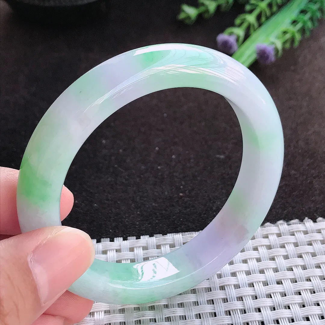 自然光54.5/12/8.9老坑精美温润春带彩手镯宽边翡翠玉镯美人镯