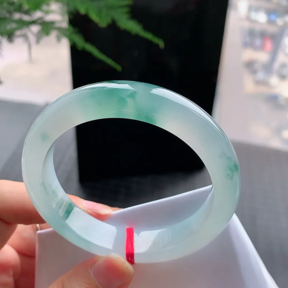 正圈高冰飘花 无瑕 尺寸:55.7/12.3/8.5 花美 起胶感🥰🥰