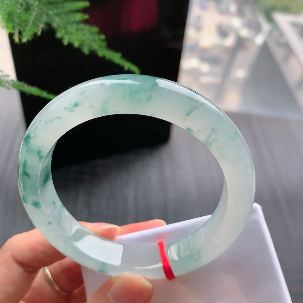 正圈高冰飘花 一丝棉线 尺寸:58.1/12.5/8.8 花美 种水好