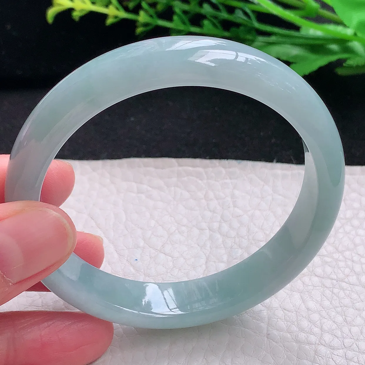 js自然光59*13*4.6平安镯 天然缅甸翡翠a货清爽宽边玉镯子 玉手环