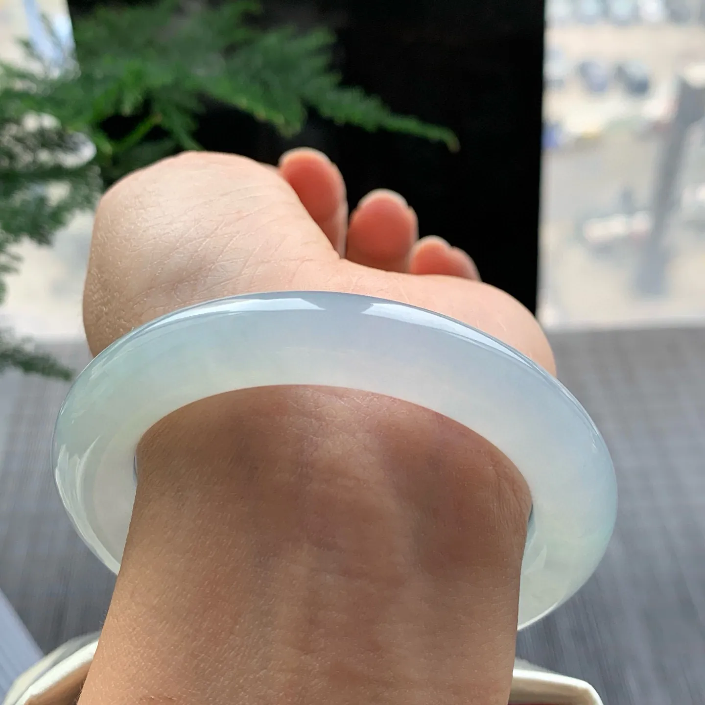 圆条高冰淡紫 无瑕 尺寸:54.7/10.4/10.7 胶感十足