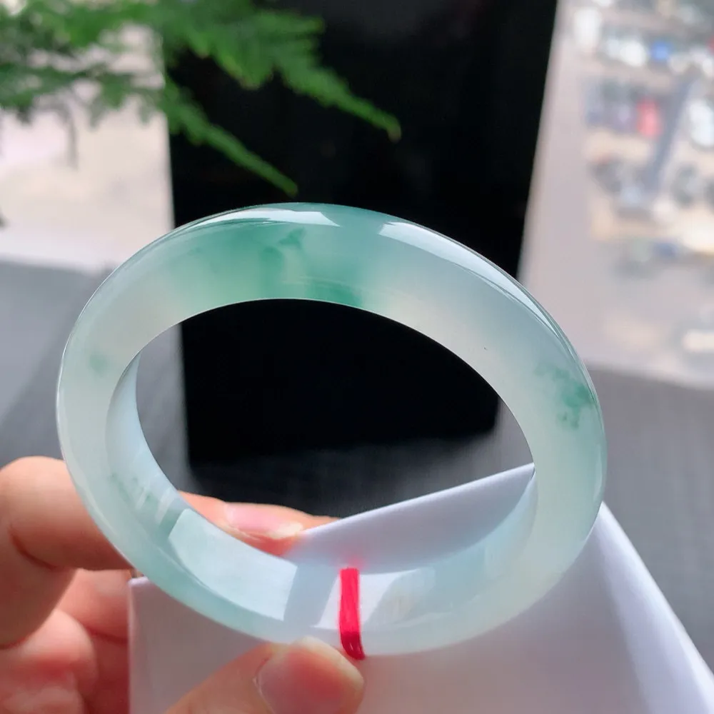 正圈高冰飘花 无瑕 尺寸:55.7/12.3/8.5 花美 起胶感🥰🥰