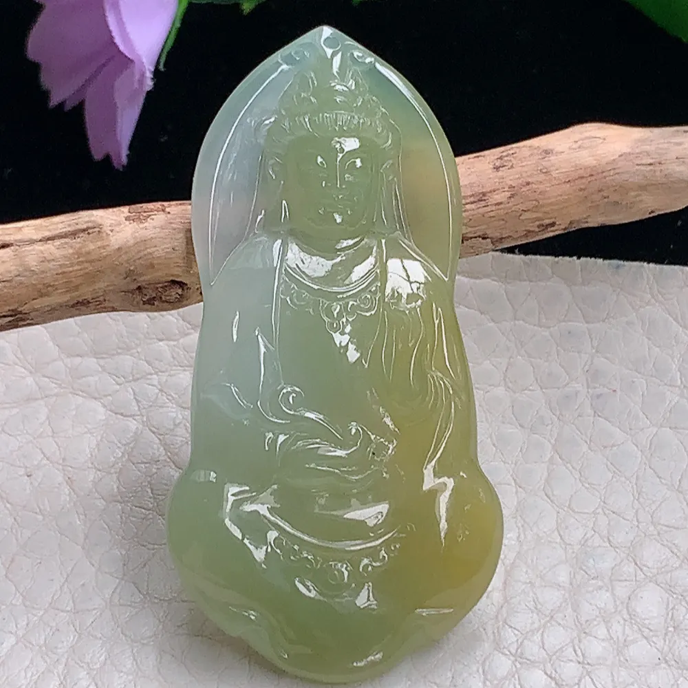 lz自然光54.3*27.8*5.8天然缅甸翡翠冰黄随形观音 玉观音玉吊坠 玉挂件