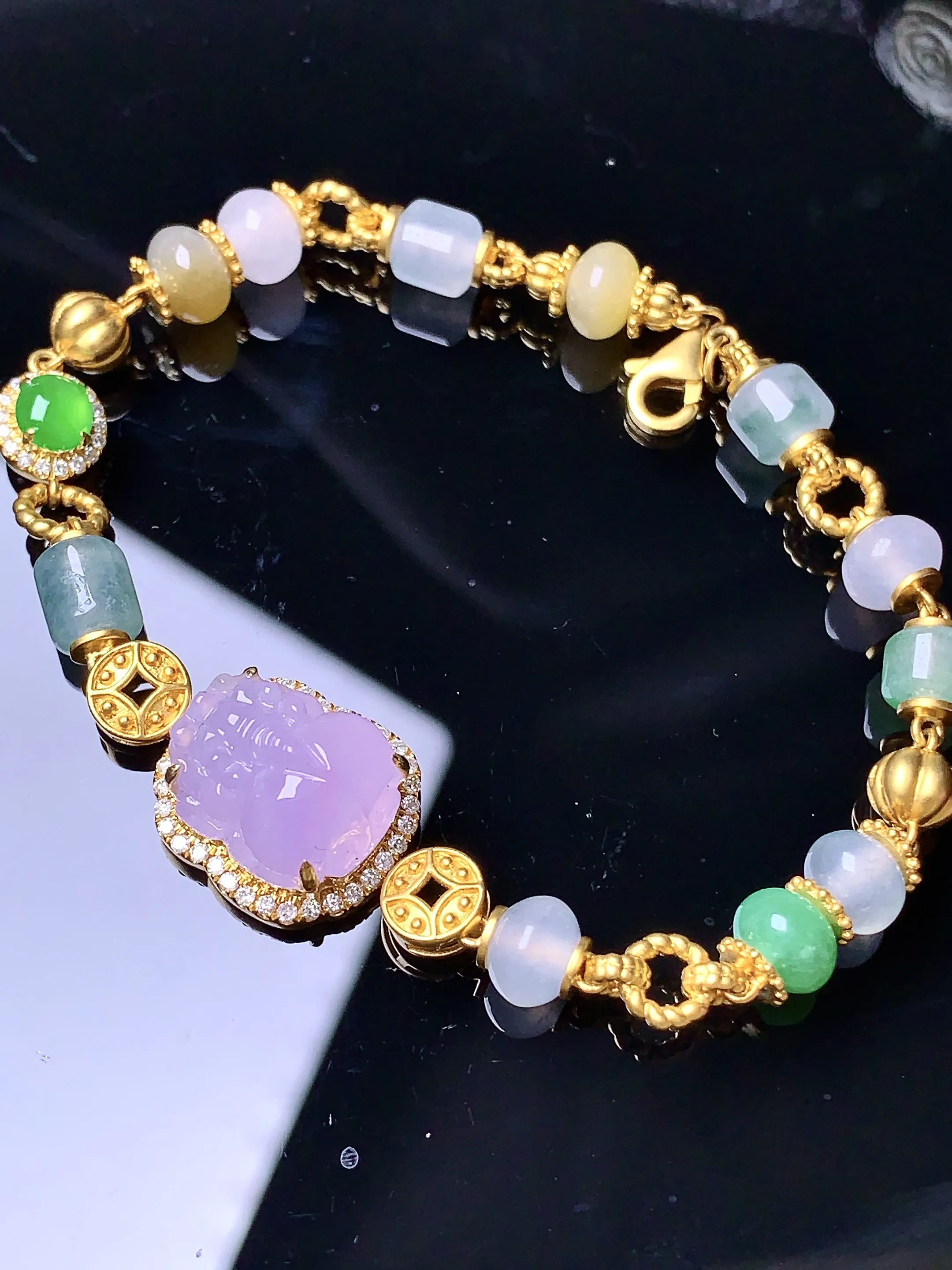 18k金钻镶嵌淡紫罗兰貔貅手链 玉质细腻 色泽艳丽 裸石尺寸12*10.3*7.2