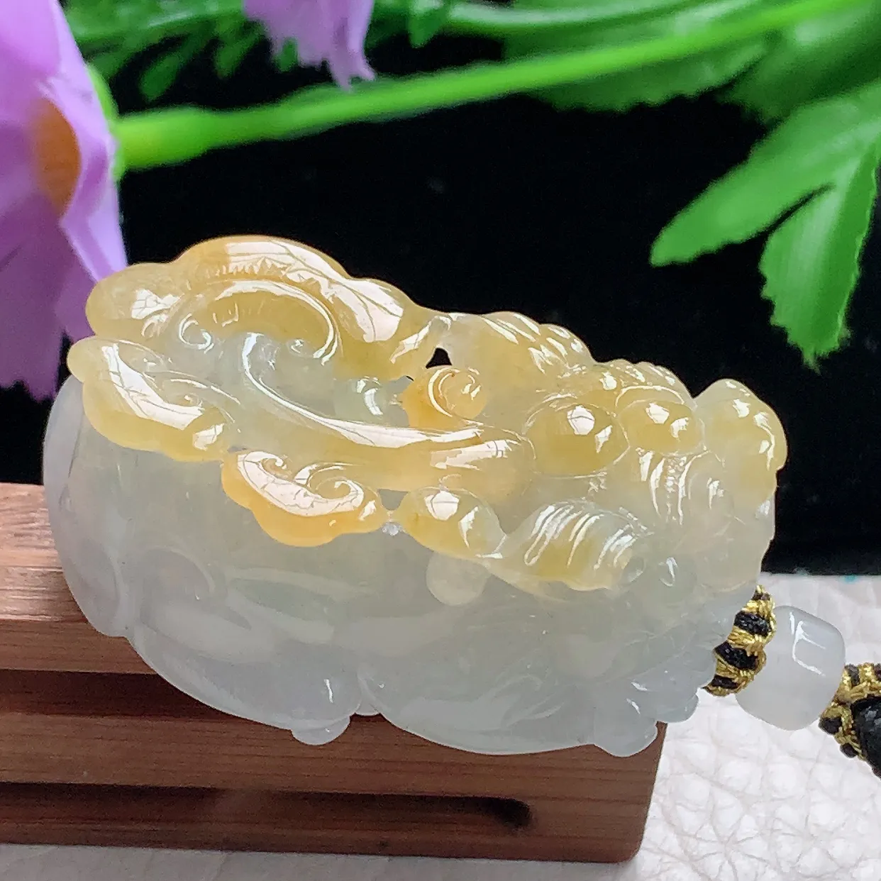 yl自然光43*25*19天然缅甸翡翠冰双彩招财貔貅 玉皮休玉吊坠 玉挂件口含金珠能动