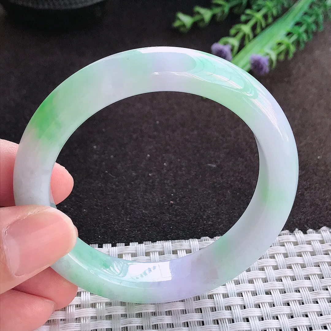 自然光54.5/12/8.9老坑精美温润春带彩手镯宽边翡翠玉镯美人镯