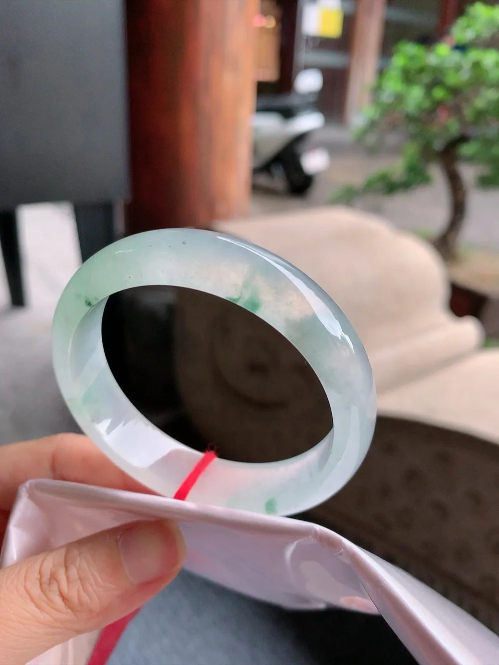 正圈冰玻飘花 无瑕 尺寸:55.6/13.9/7.7花美 种水好