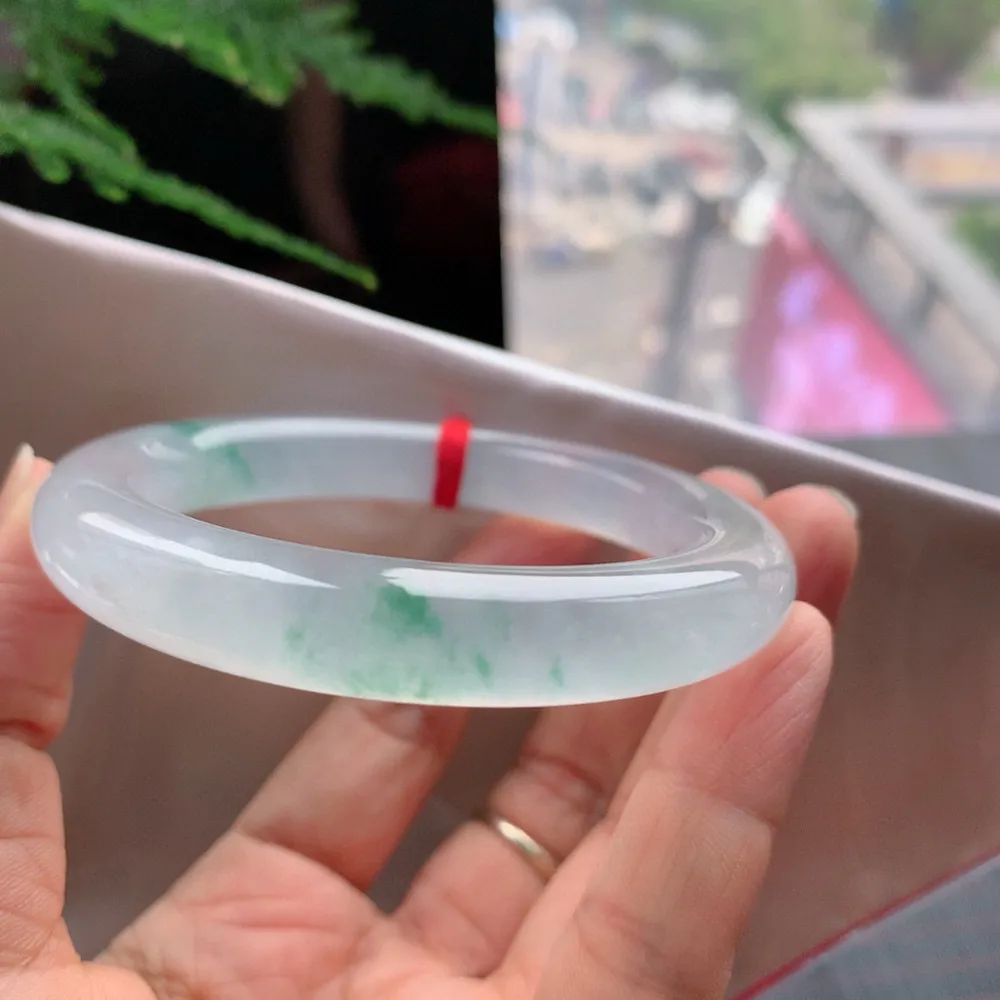 圆条玻璃种阳绿 无瑕 尺寸:55.5/10.8/11.4 刚性十足 高品质️️