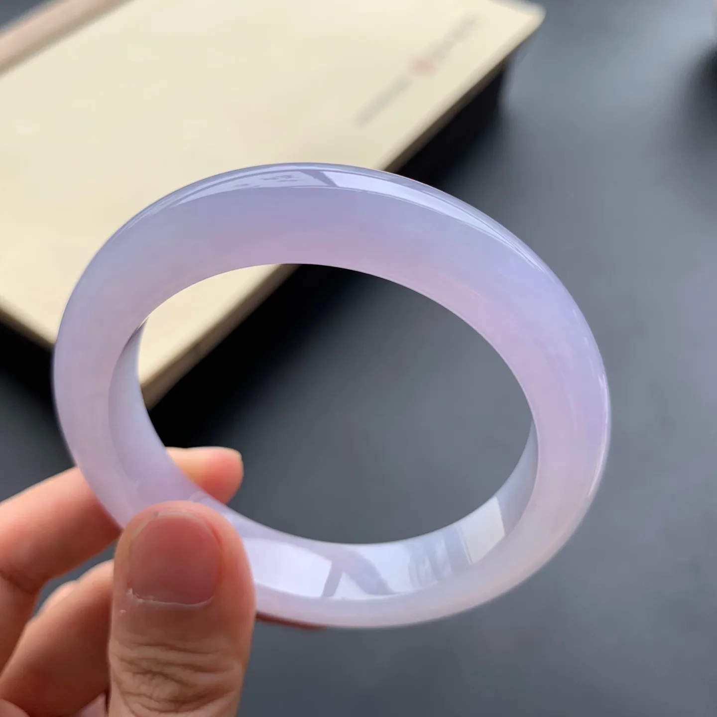 51.5圈口冰紫正圈手镯 尺寸：51.5-11.5-8.5，无纹裂，水润起胶，优美迷人