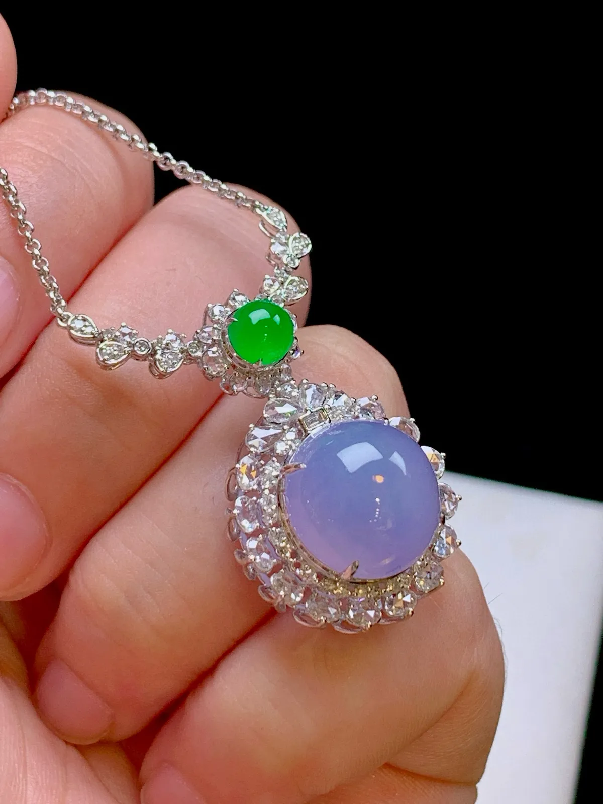 冰紫蛋面锁骨链
18k金钻镶嵌