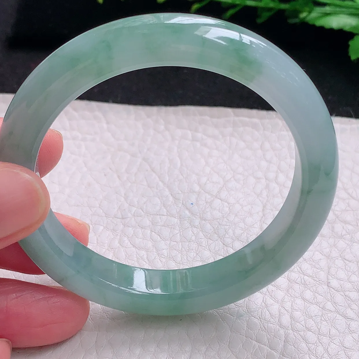 yh小圈口52.6*10*8.5平安镯 天然缅甸翡翠a货冰飘花清秀宽边玉镯子 玉手环