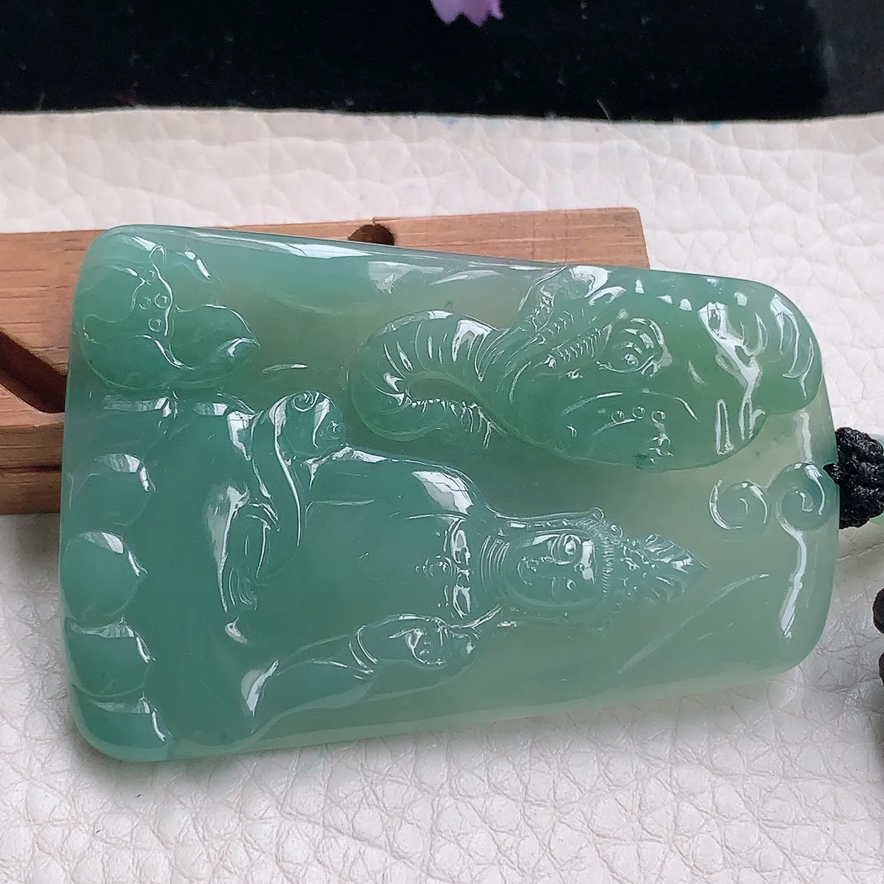 yl自然光63*43.6*5.7天然缅甸翡翠冰晴普贤菩萨 玉观音玉吊坠 玉挂件