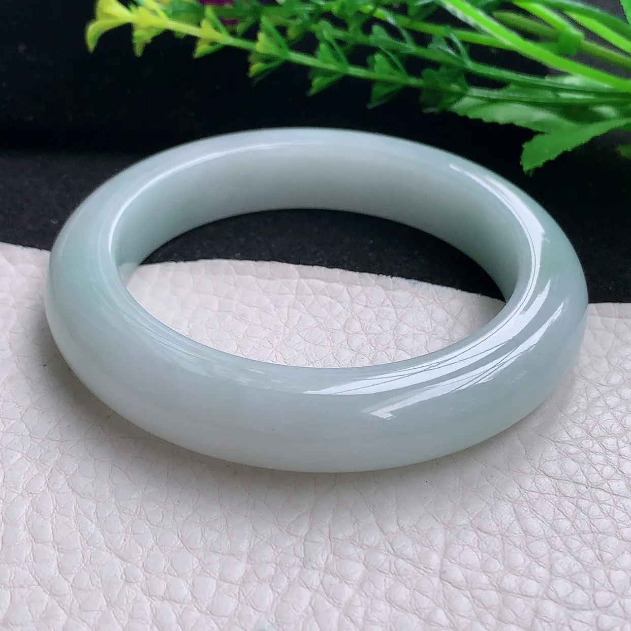 hy自然光58*12.5*10.8平安镯 天然缅甸翡翠a货清新厚装宽边玉镯子 玉手环