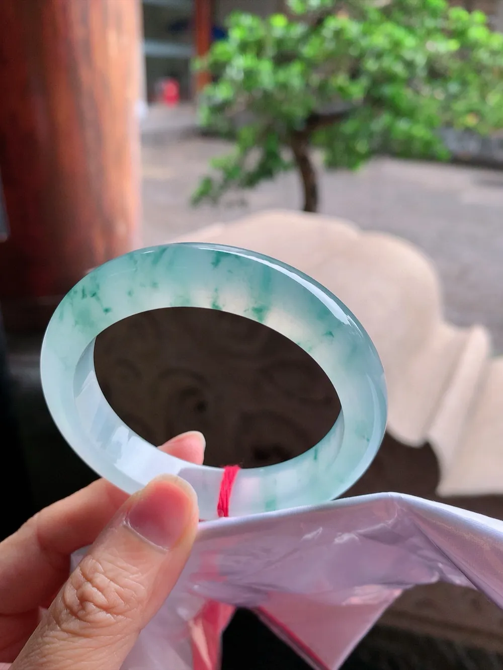 正圈冰玻飘花 无瑕 尺寸:53.4/12.1/8.7 花美 种水好🥰🥰