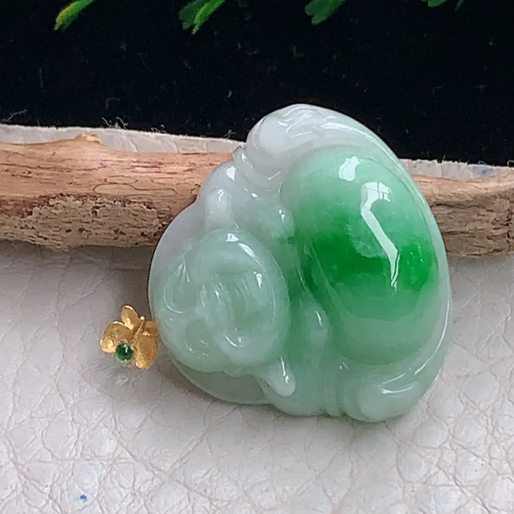 axm自然光23*28*6.8天然缅甸翡翠a货飘阳绿佛公 弥勒佛玉坠 玉挂件
