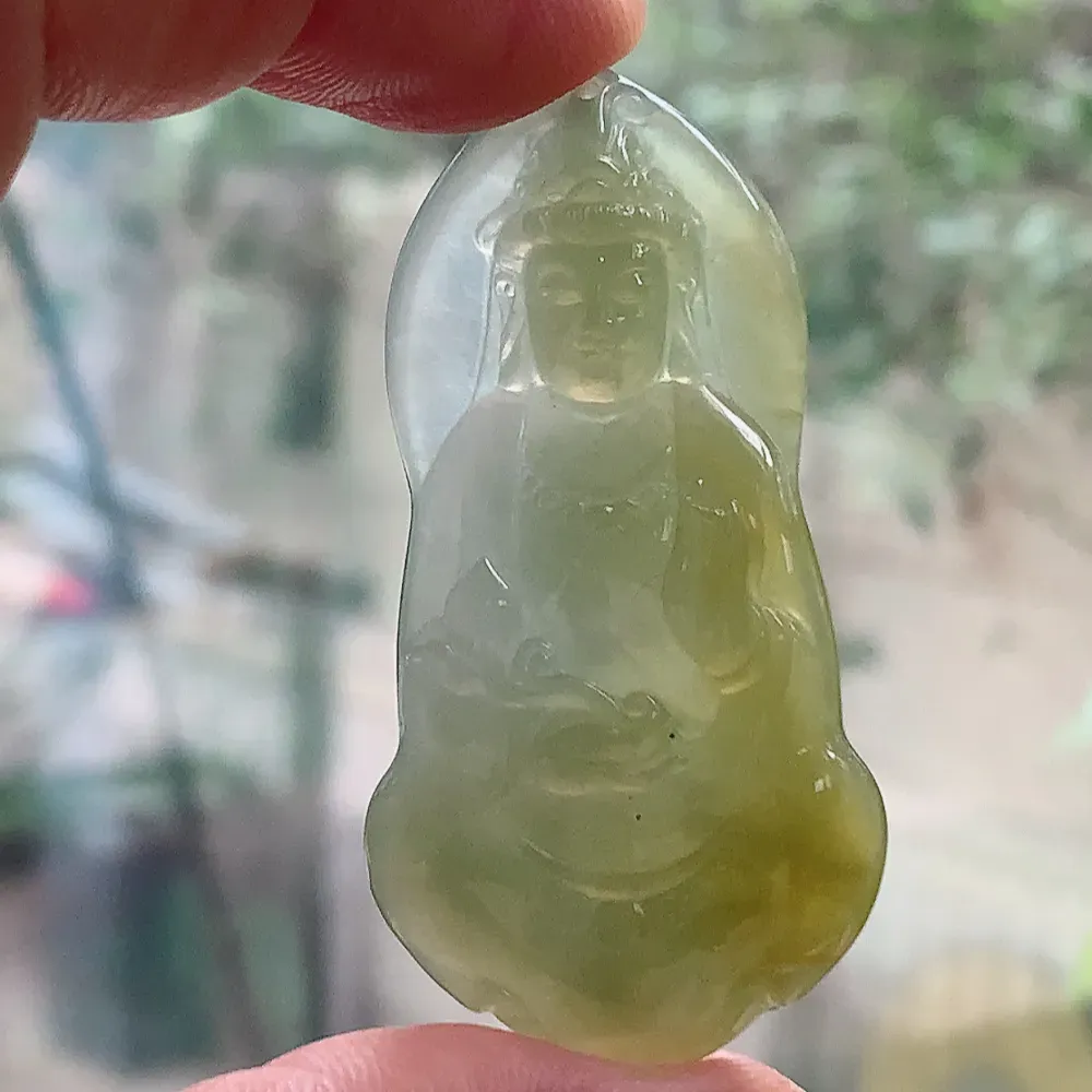 lz自然光54.3*27.8*5.8天然缅甸翡翠冰黄随形观音 玉观音玉吊坠 玉挂件