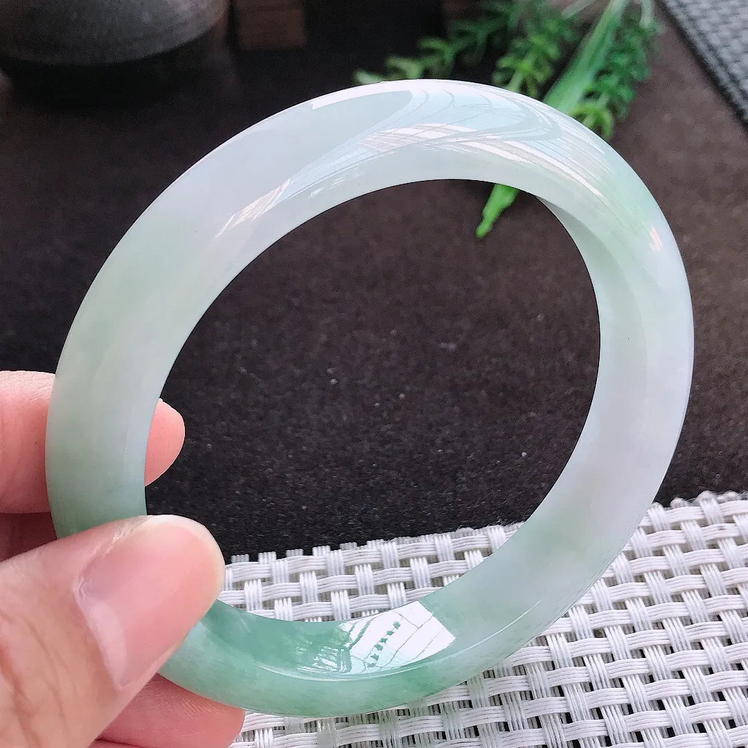 自然光63/12.5/9.5老坑冰胶果冻飘花手镯大圈口宽边翡翠玉镯美人镯