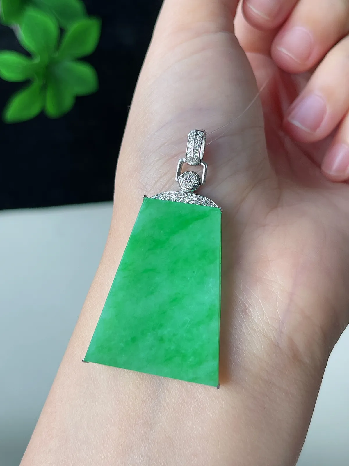 翡翠冰糯种绿色无事牌