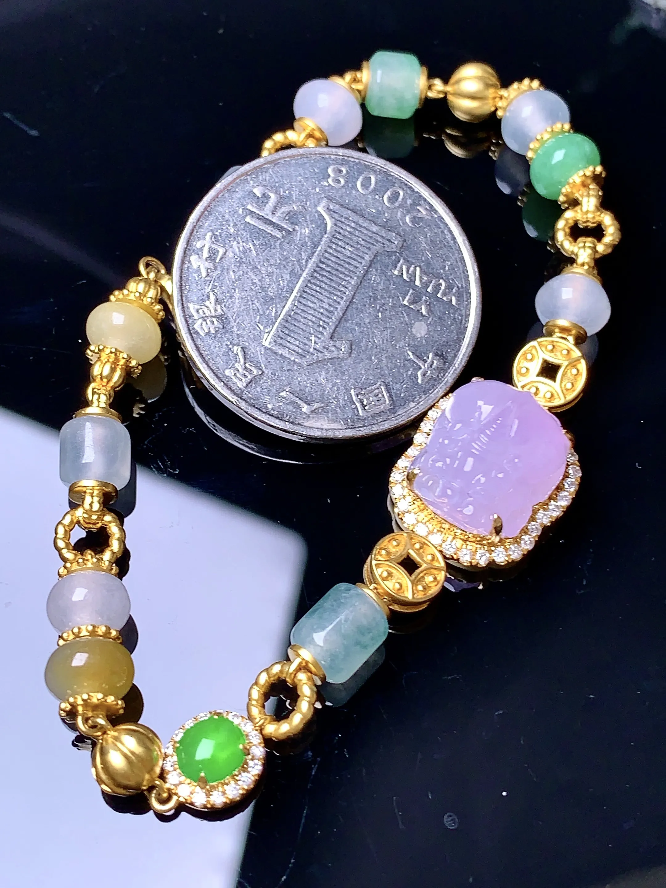 18k金钻镶嵌淡紫罗兰貔貅手链 玉质细腻 色泽艳丽 裸石尺寸12*10.3*7.2