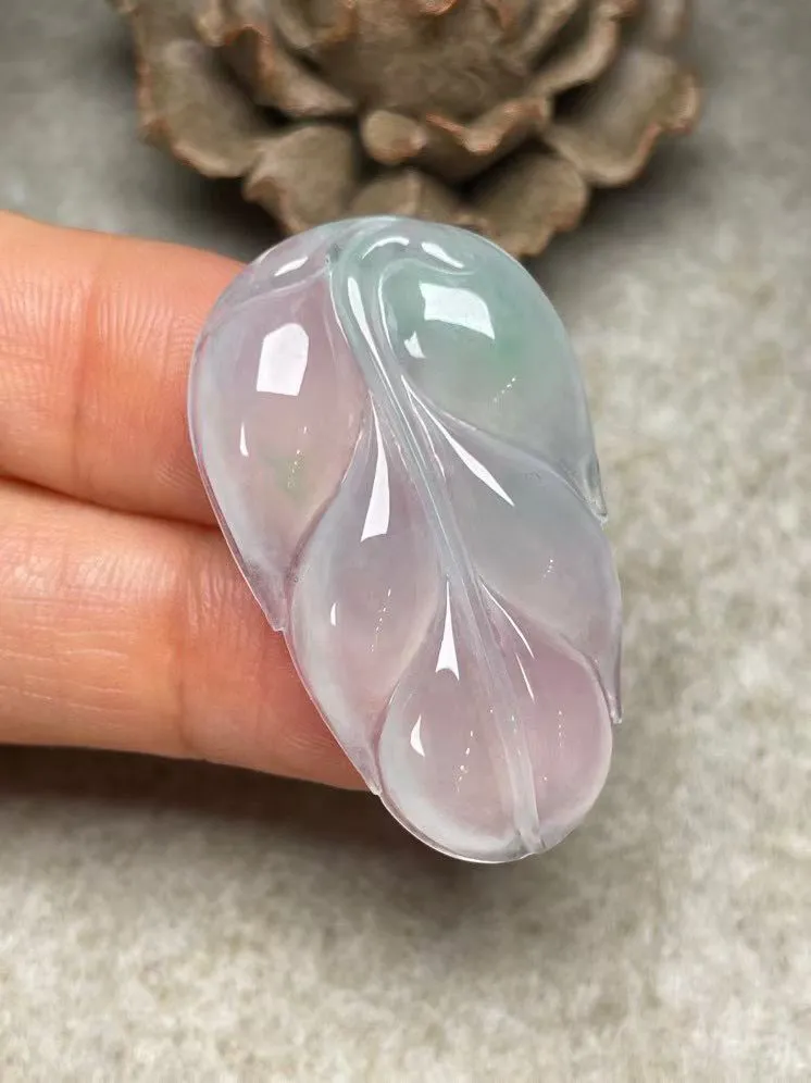 冰种【叶子】吊坠，种水好，玉质细腻 ，卖相好.