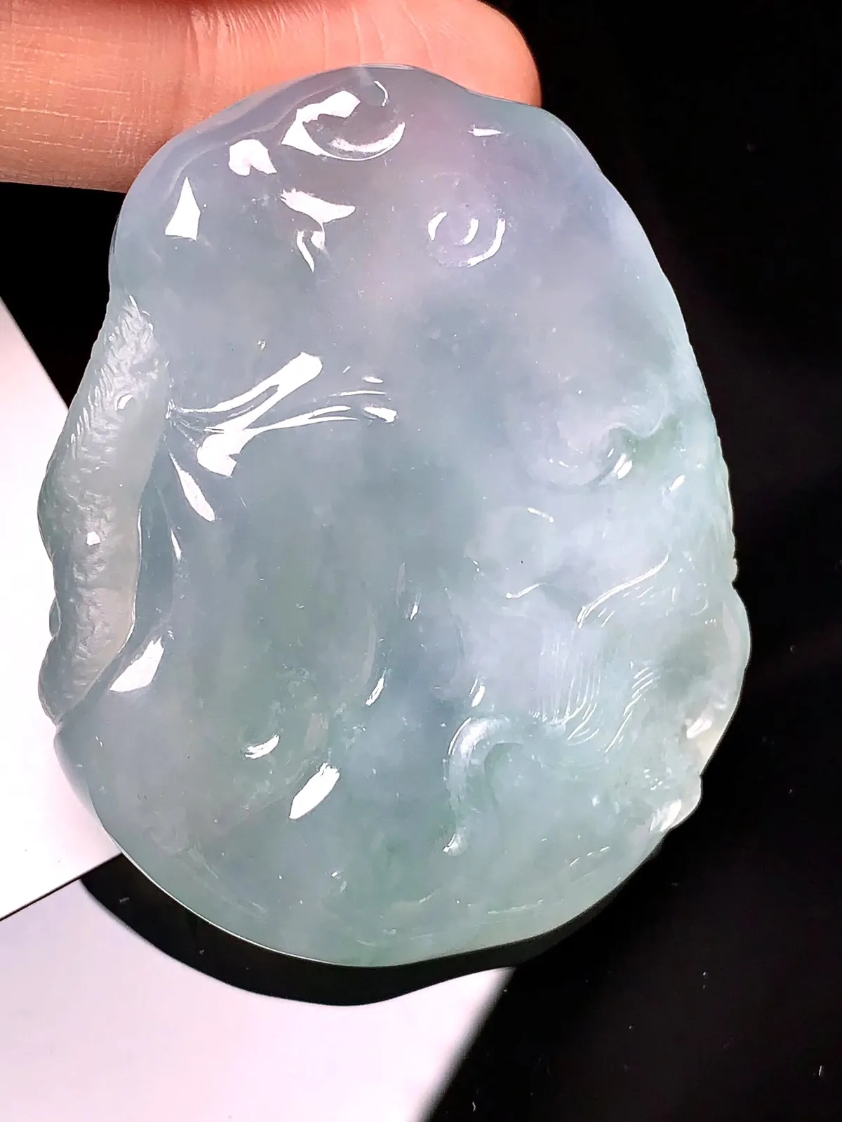 冰种乘龙无相观音吊坠 玉质细腻 色泽艳丽 整体尺寸50.5*41.3*10.8