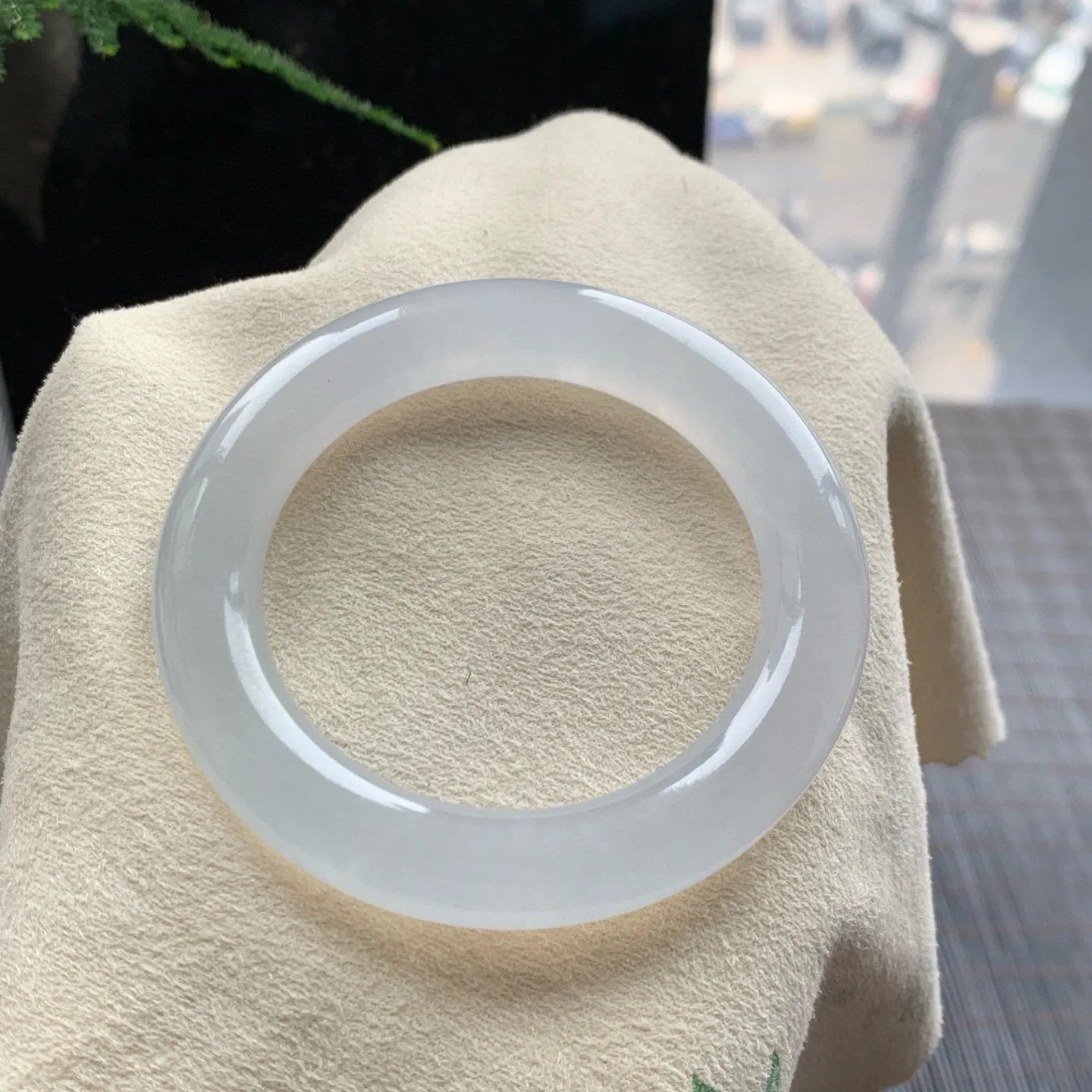 圆条冰玻白月光 无瑕 尺寸:53.3/10.7/11 星光闪闪🥰🥰