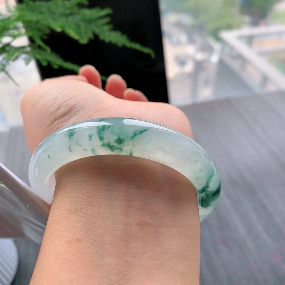 正圈高冰飘花 一丝棉线 尺寸:58.1/12.5/8.8 花美 种水好