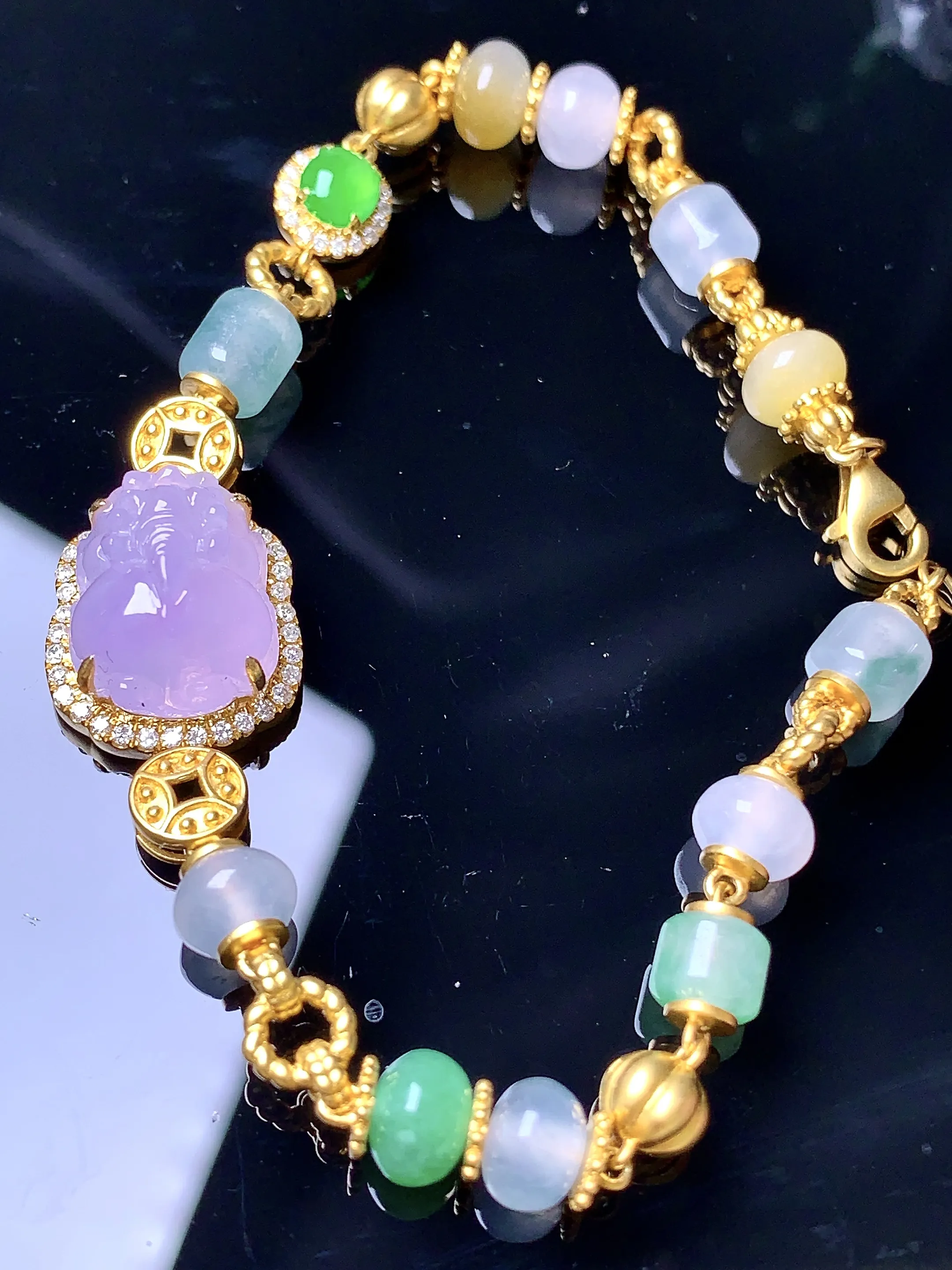 18k金钻镶嵌淡紫罗兰貔貅手链 玉质细腻 色泽艳丽 裸石尺寸12*10.3*7.2