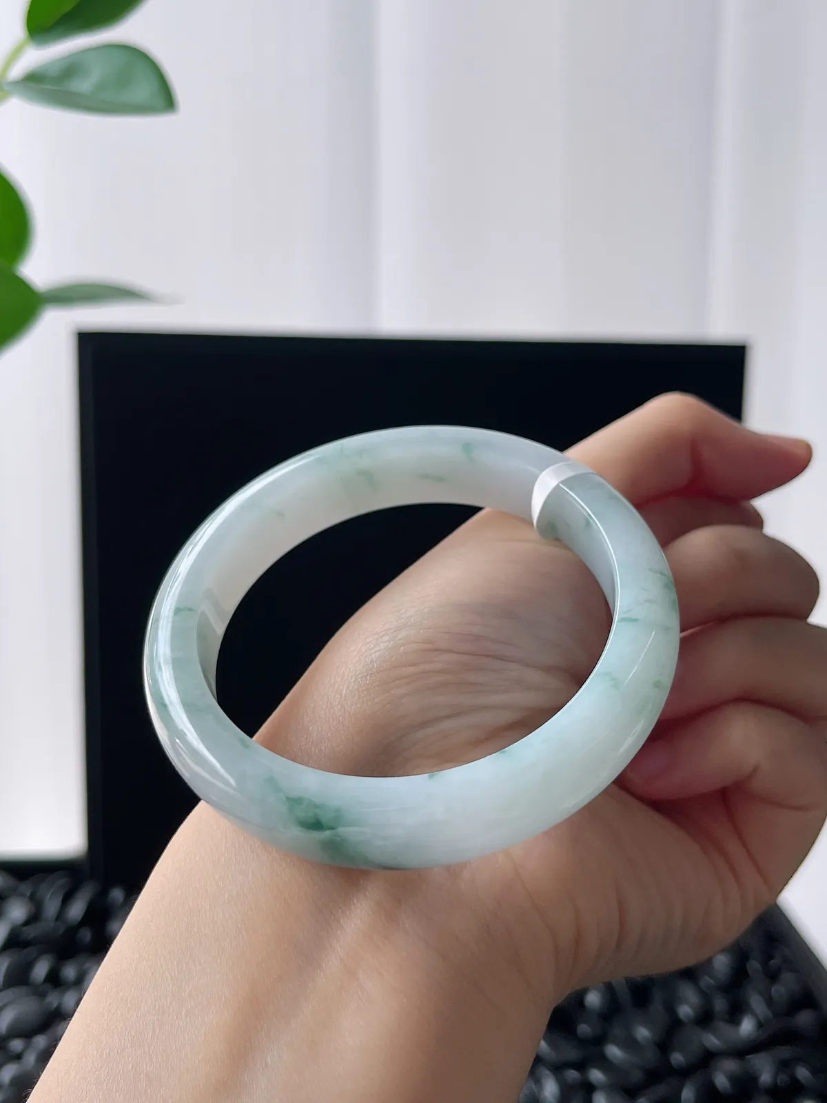 正圈56圈口，翡翠糯化种飘花手镯