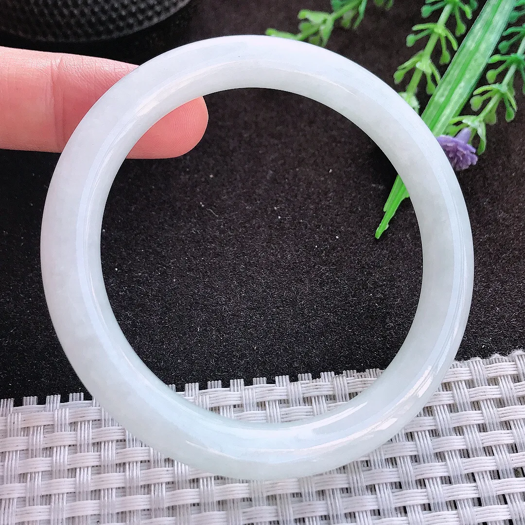 自然光56.8/8.3/8.9老坑秀气冰润圆条手镯翡翠玉镯美人镯