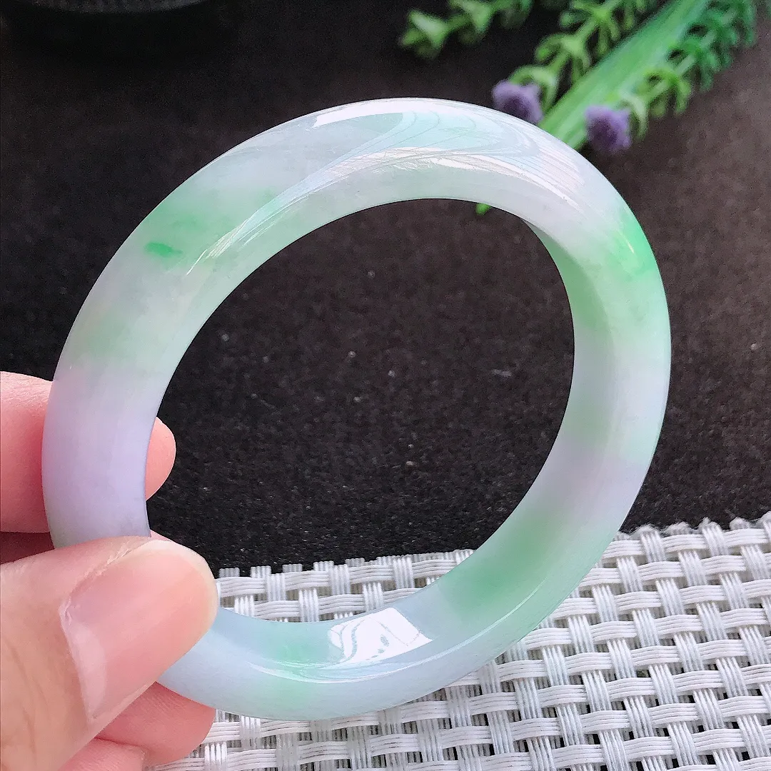 自然光54.5/12/8.9老坑精美温润春带彩手镯宽边翡翠玉镯美人镯