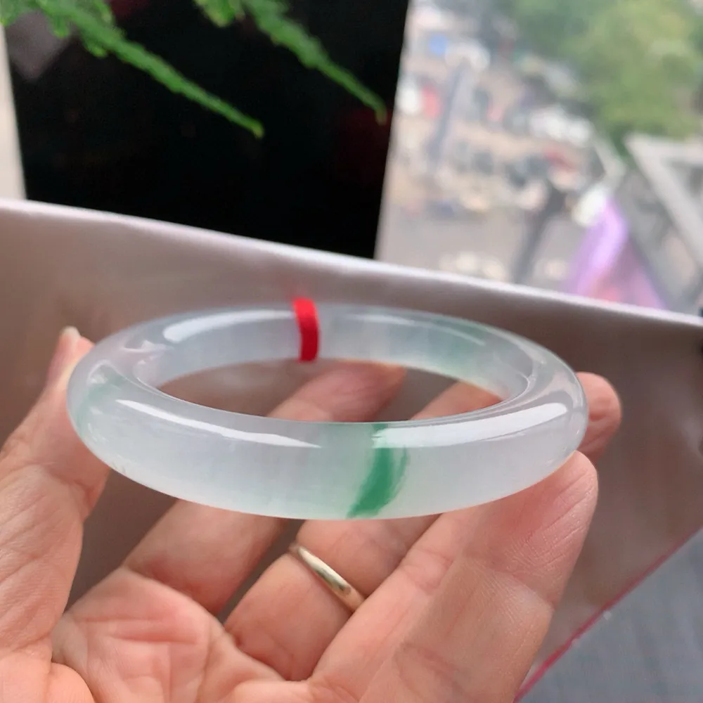 圆条玻璃种阳绿 无瑕 尺寸:55.5/10.8/11.4 刚性十足 高品质️️