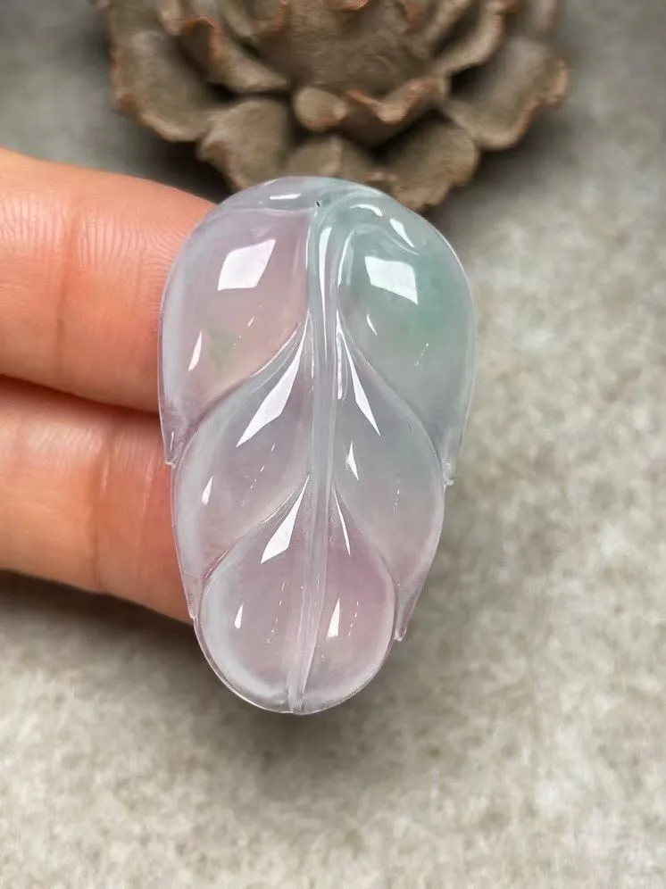 冰种【叶子】吊坠，种水好，玉质细腻 ，卖相好.