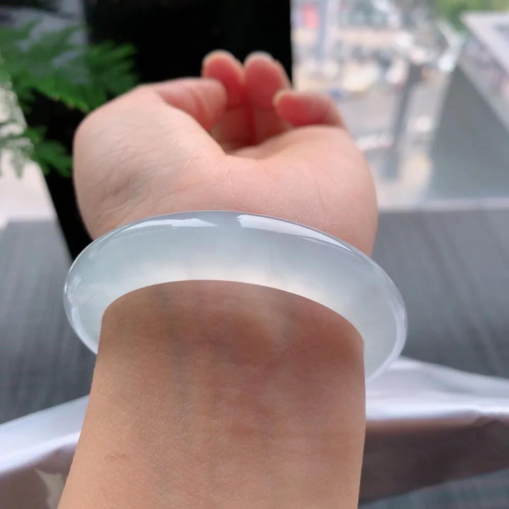 正圈冰玻白月光 有纹 尺寸:51.4/11/8.4 荧光闪闪