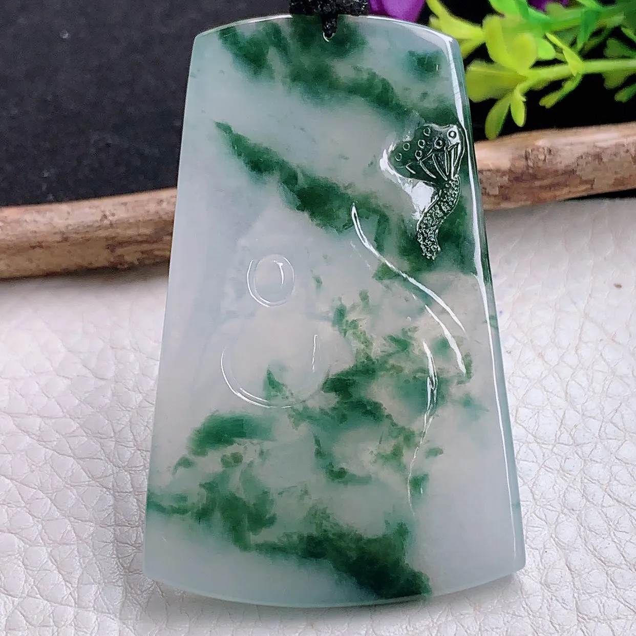 yl自然光61.5*38.8*5天然缅甸翡翠a货精雕冰飘花普贤菩萨观音玉坠 玉挂件