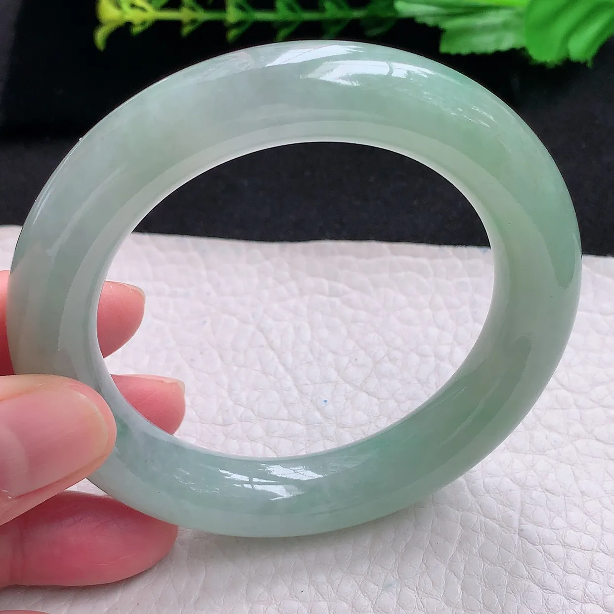 hy自然光57*12.7*12胖圆镯 天然缅甸翡翠a货冰晴圆条玉手镯 玉手环