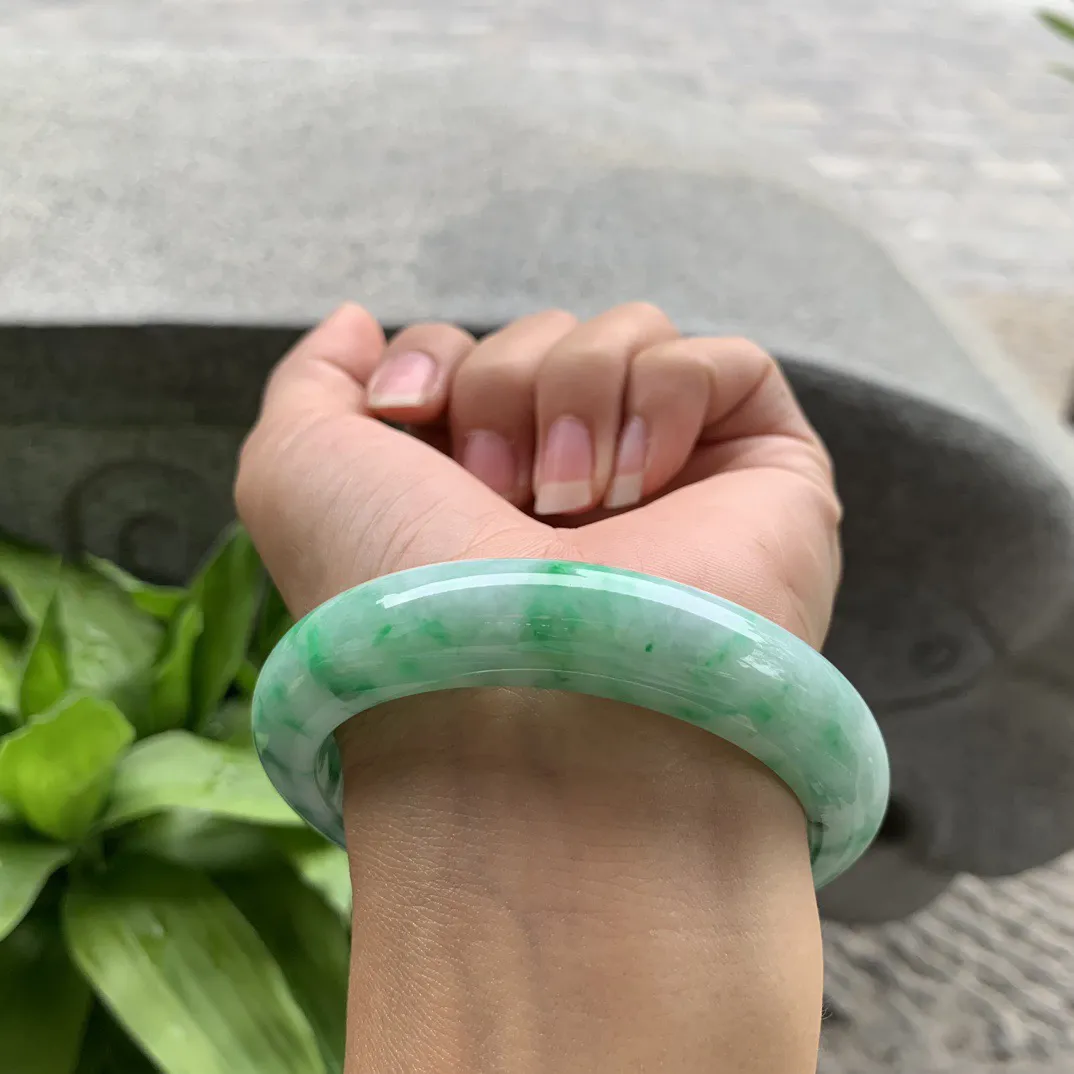 圈口57.8-13-9.3 【满飘绿正圈手镯】  正圈57 58可戴