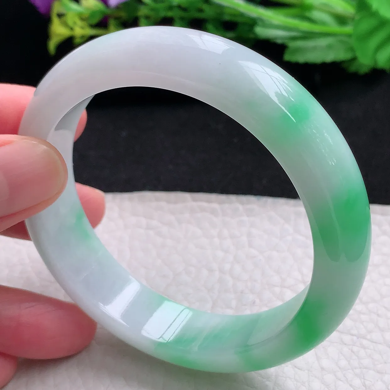 yh自然光57*14.3*8.5平安镯 天然缅甸翡翠a货阳绿厚装宽边玉手镯 玉手环