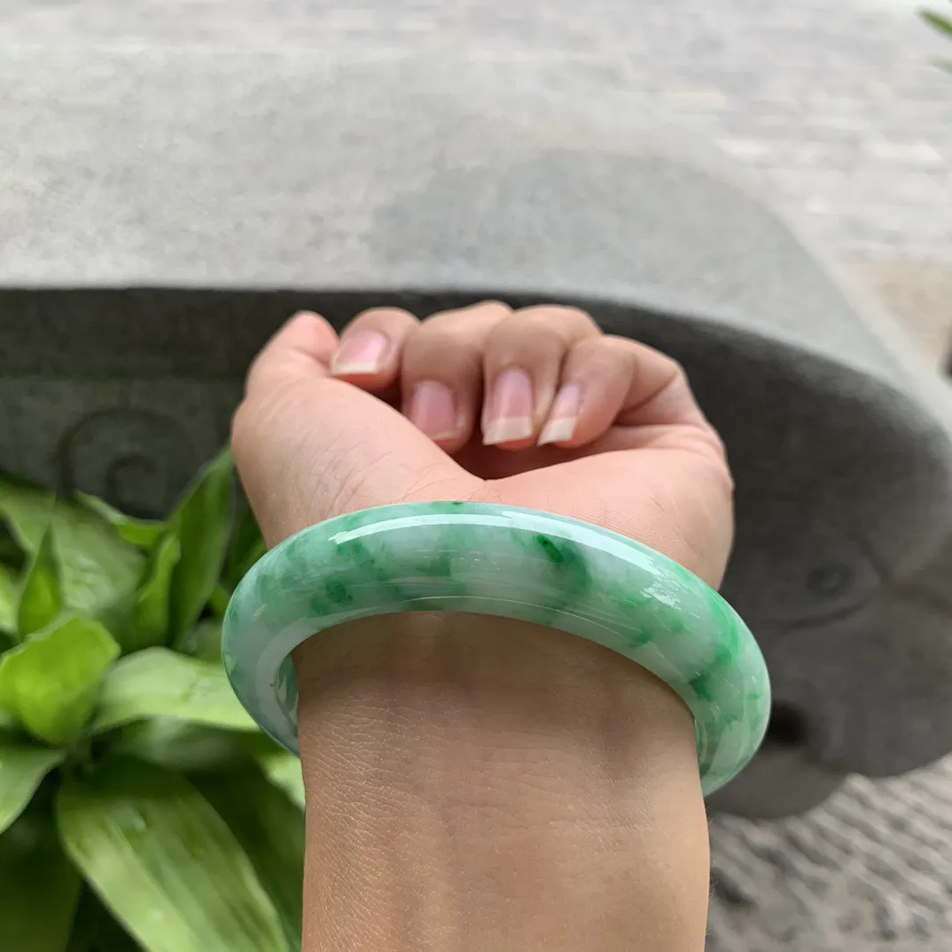 圈口57.8-13-9.3 【满飘绿正圈手镯】  正圈57 58可戴