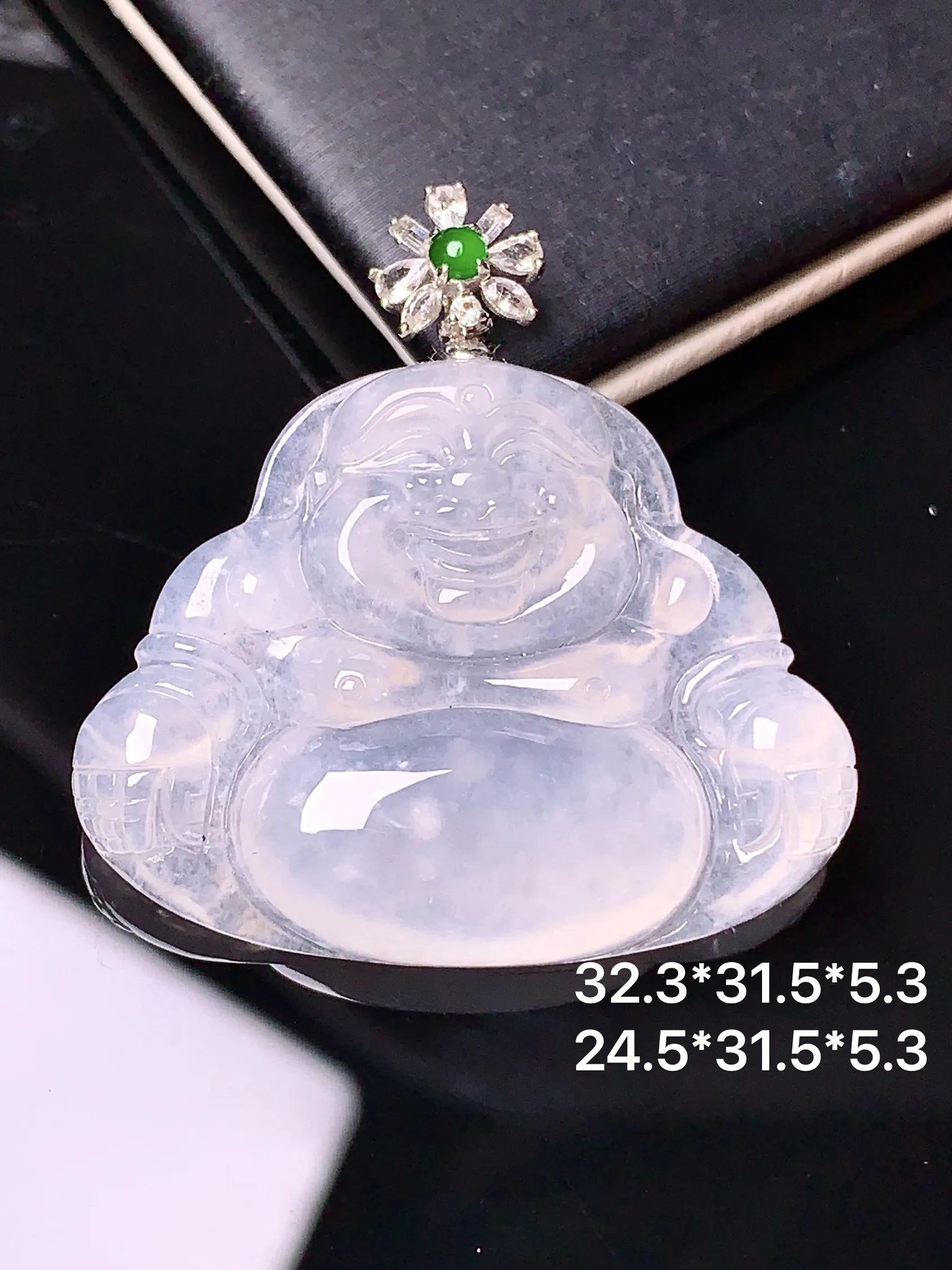 18k金钻镶嵌冰种佛公吊坠 玉质细腻 色泽艳丽 整体尺寸37.3*31.5*5.3
