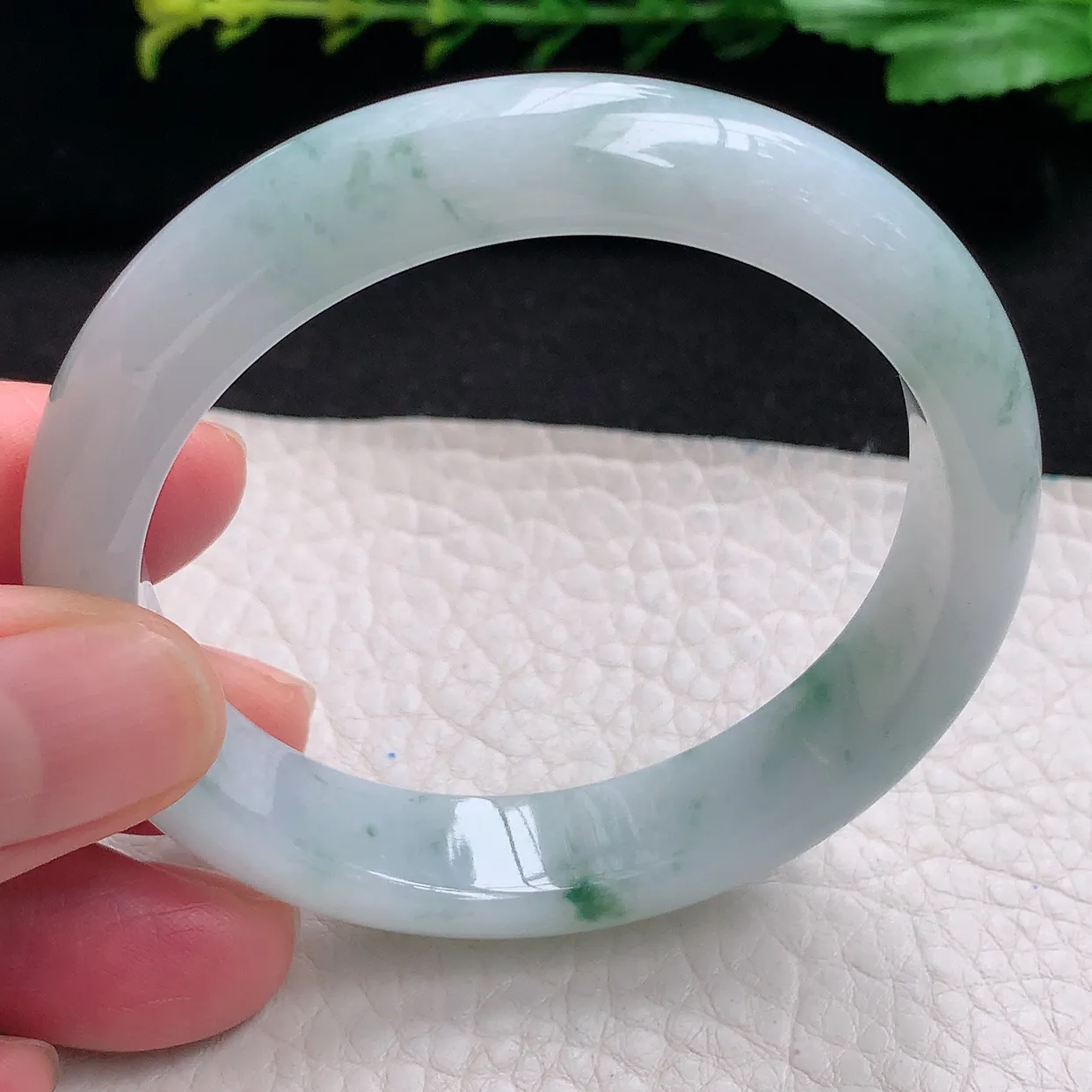 hy自然光53*11.8*7.3平安镯 天然缅甸翡翠a货冰飘花秀气宽边玉手镯 玉手环