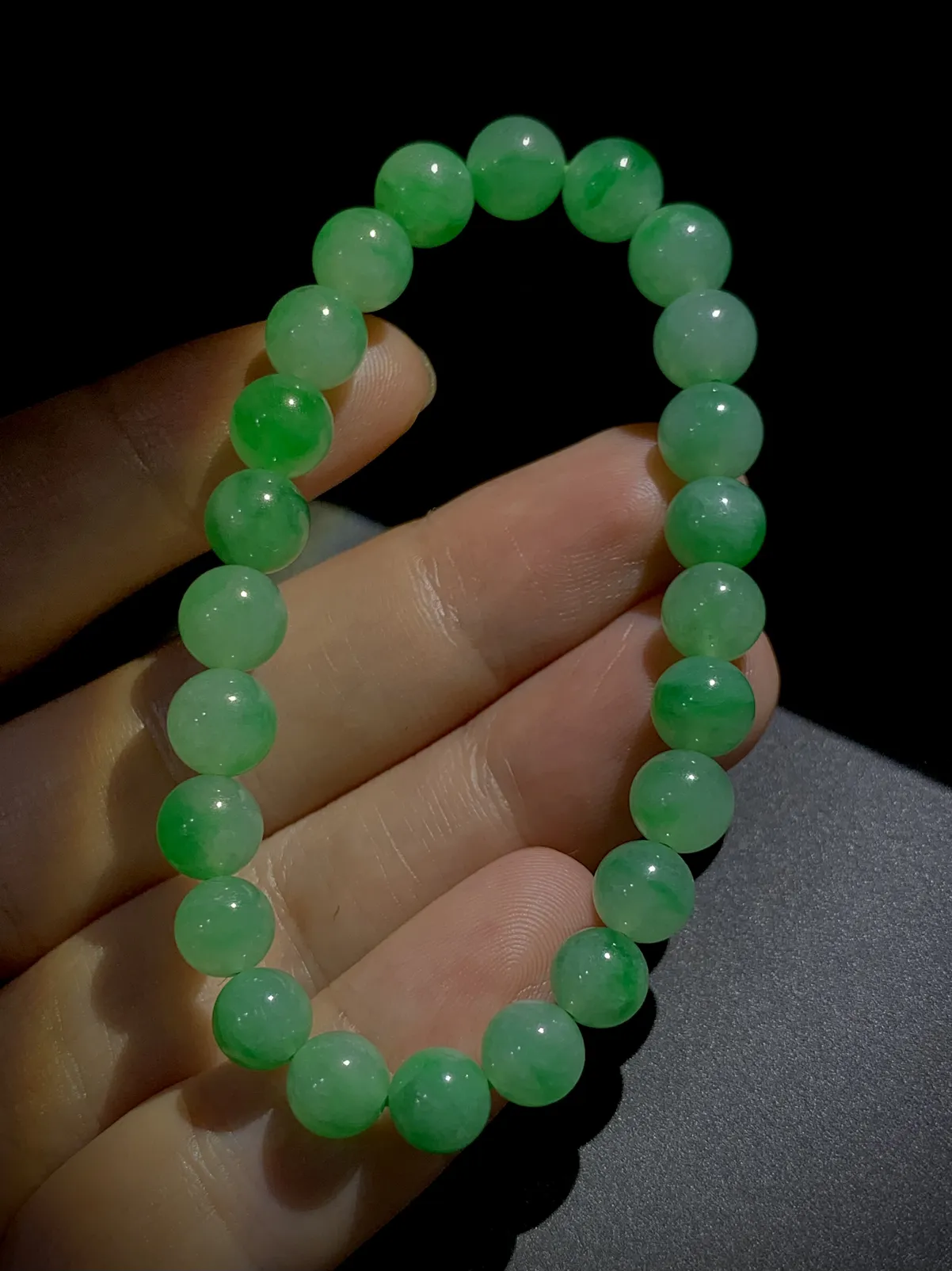 珠子手链手串，直径约6.5～7.8mm，
24粒，